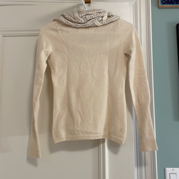 Cream wool shawl collar sweater, Angel of the North - Picture 2 of 4